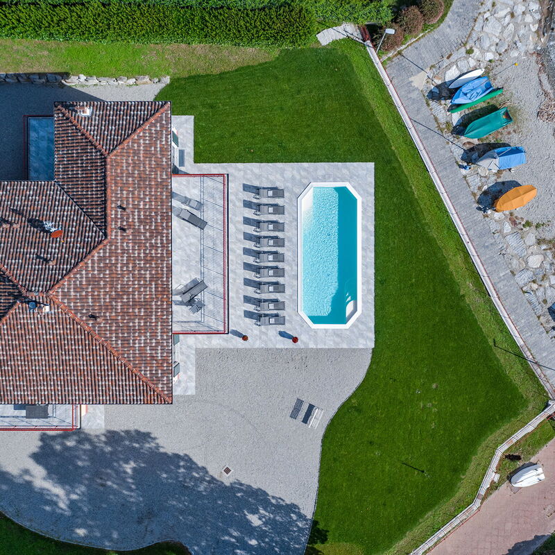 Villa L'angelo Del Lario - By Belcantovillas: Magnificent villa for rent on Lake Como.
