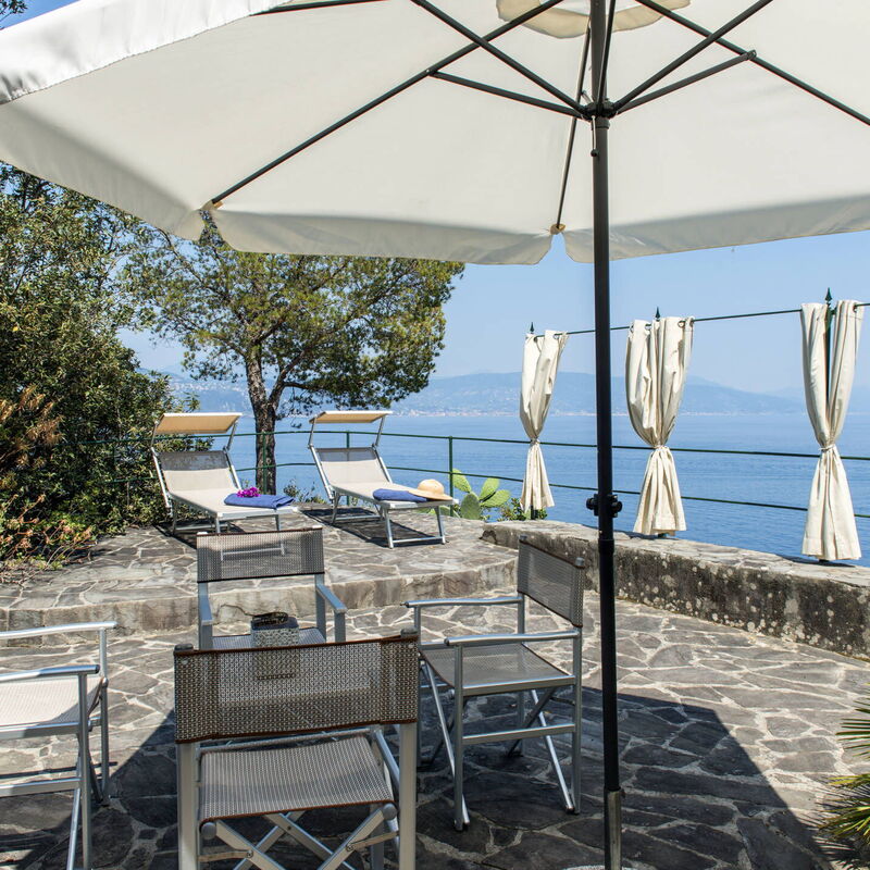 Villa Peninsula -by Belcantovillas: Wonderful relaxation area of the renting villa in Portofino.
