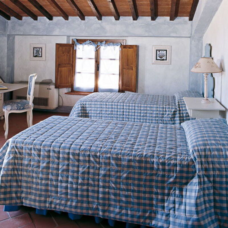 Country Resort Tavarnelle - By Belcantovillas: Wonderful double room in the splendid holiday apartment in Tuscany.
