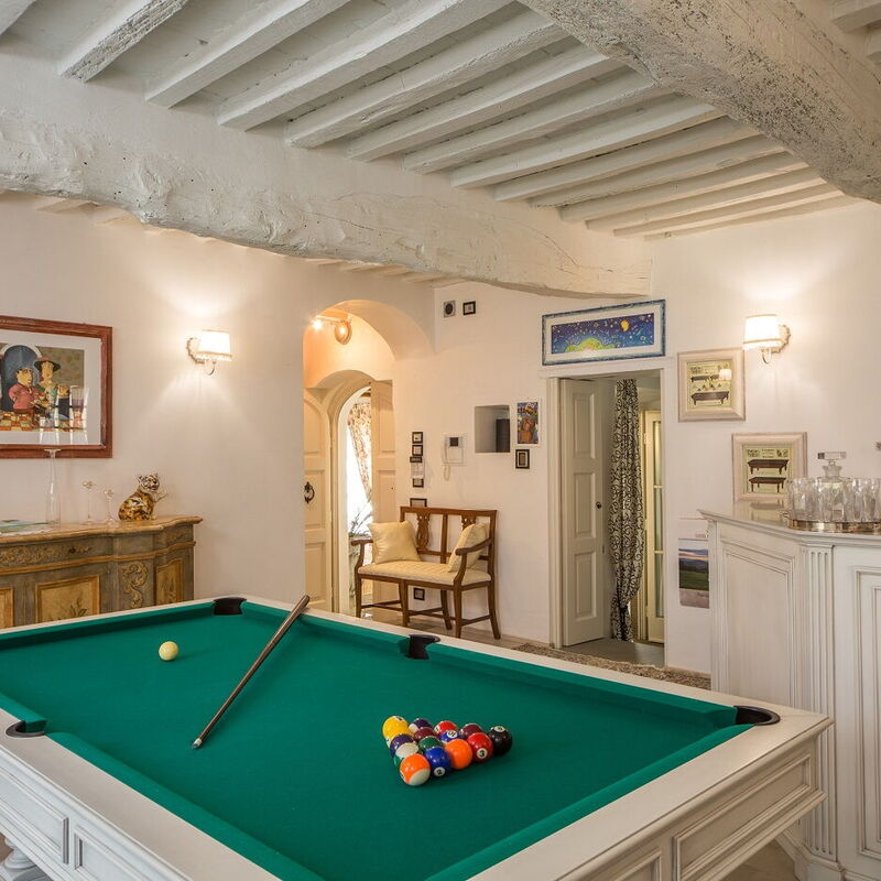 Villa Gazebo - By Belcantovillas: Fantastic billiard room of the villas for rent between Florence and Siena.