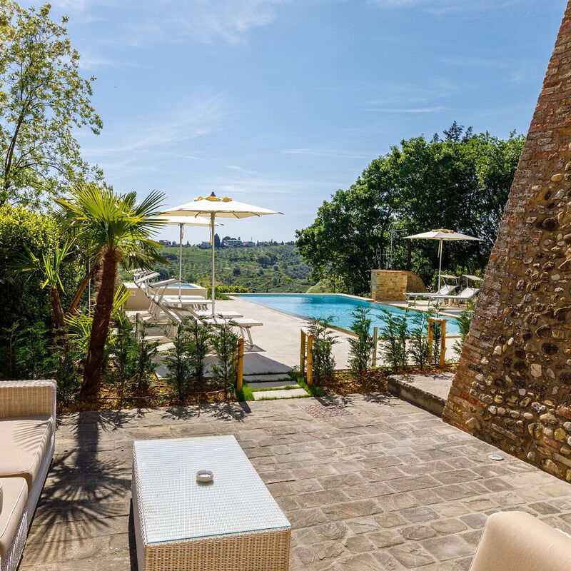 Villa Pianacci - By Belcantovillas: Wonderful relaxation area of the wonderful villa for rent in Tavarnelle Val di Pesa.