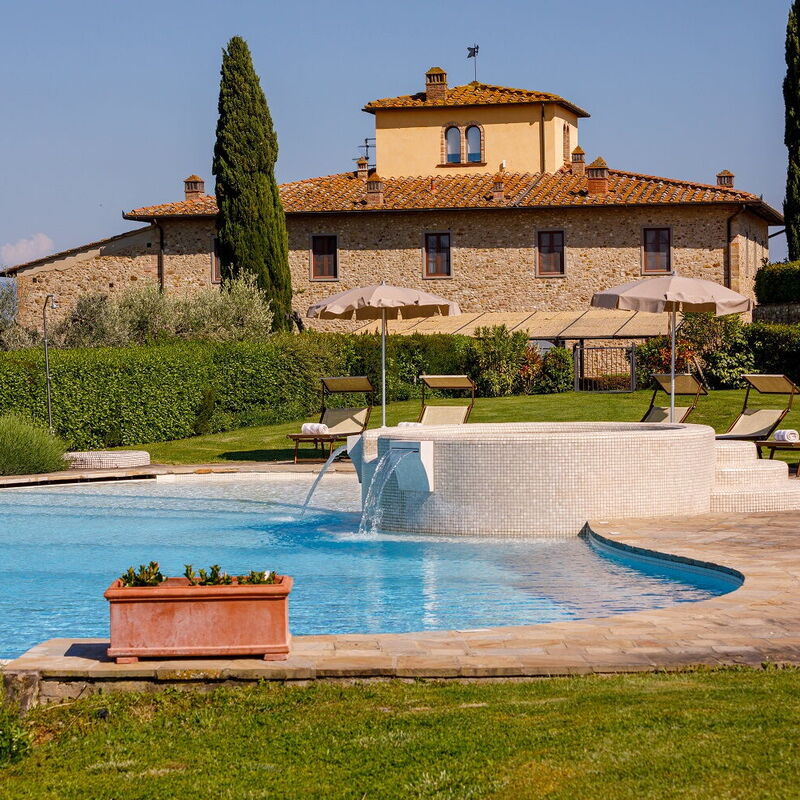 Villa Bonazza - By Belcantovillas: Wonderful villa for rent with pool and jacuzzi in Tuscany.