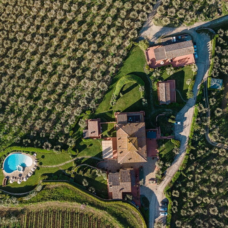 Villa Bonazza - By Belcantovillas: Wonderful panoramic view of the villa with pool in Tuscany.