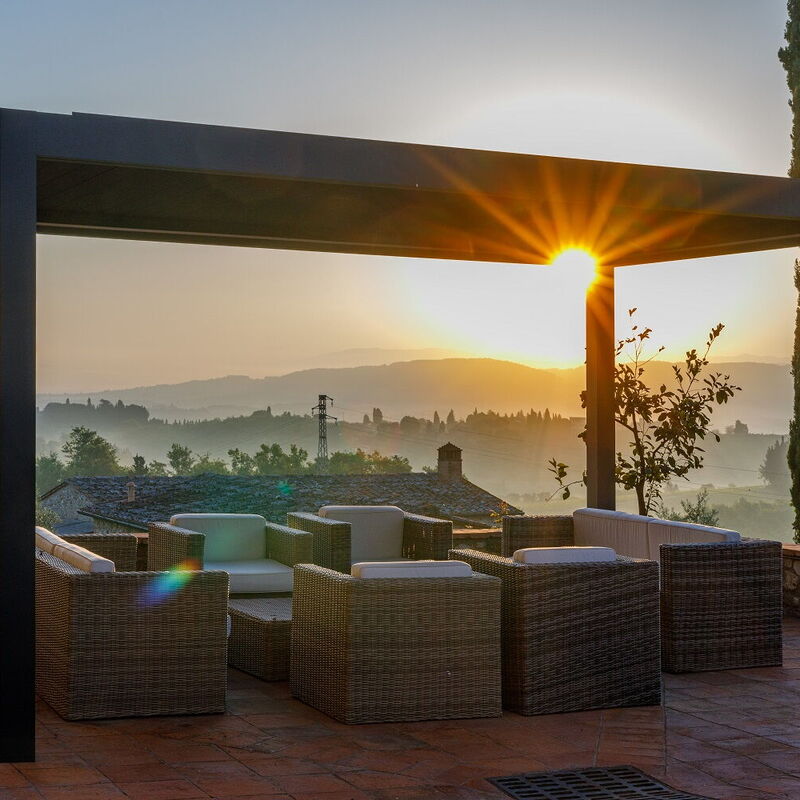 Villa Bonazza - By Belcantovillas: Wonderful holiday villa with a splendid view of the Tuscan hills.