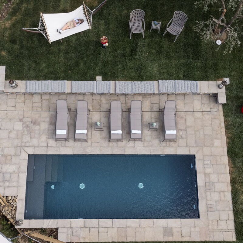 Villa Sunbathing - By Belcantovillas: Wonderful view of the pool of the villa for rent in Tuscany.