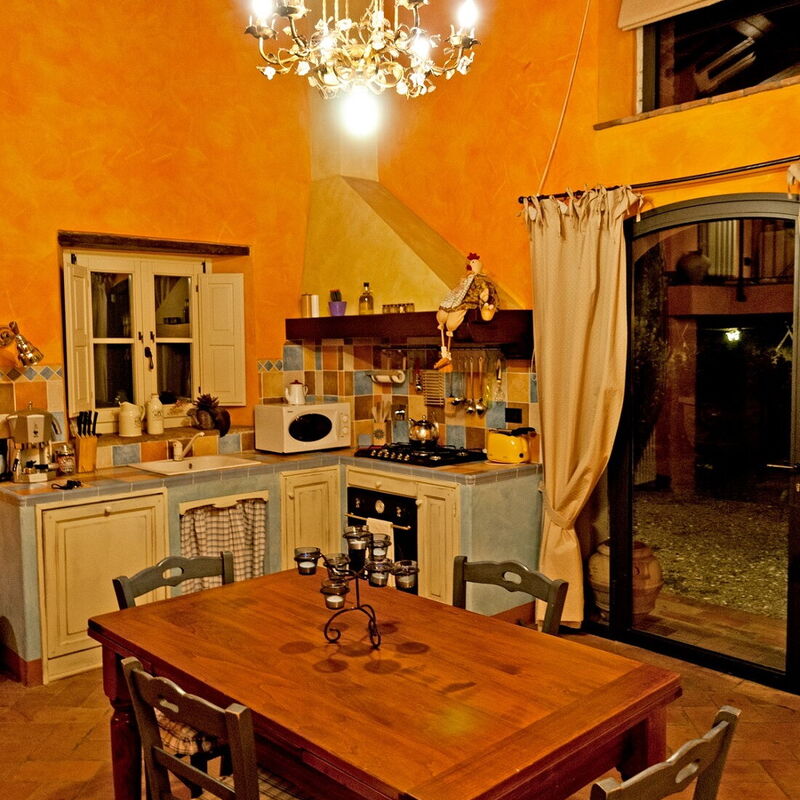 Villa Sunflower - By Belcantovillas: comfortable kitchen of the amazing villa in Tuscany - Sunbathing