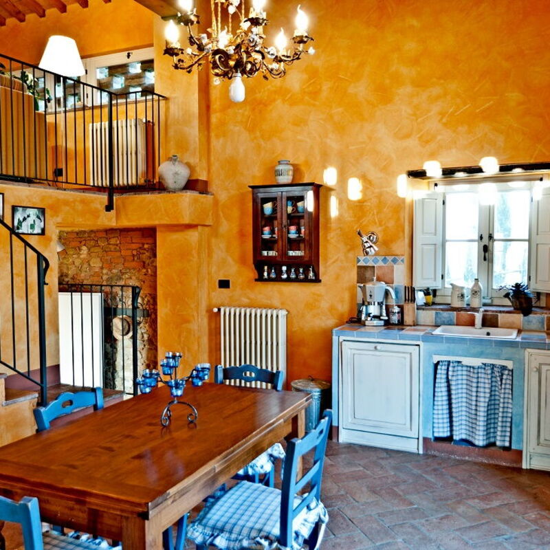 Villa Sunflower - By Belcantovillas: cozy kitchen of the villa for rent in Tuscany- Sunbathing