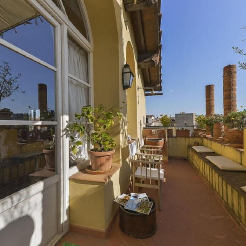 Charming Altana Tower View - Belcantovillas: Amazing panoramic terrace of the apartment for rent in Florence.