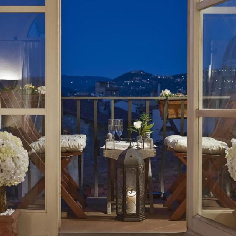 Charming Altana Tower View - Belcantovillas: Majestic panoramic terrace of the holiday apartment in Florence.