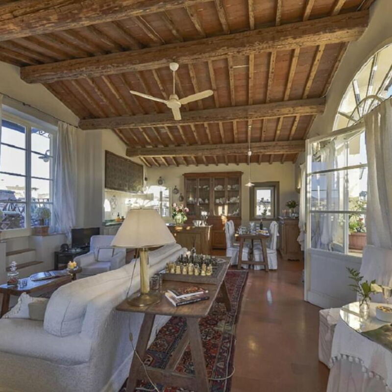 Charming Altana Tower View - Belcantovillas: Splendid apartment for rent for a relaxing holiday in Florence.