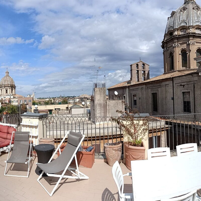 Terrace Apartment On The Monuments Of Rome - Belcantovillas: Superb panoramic terrace in Rome.