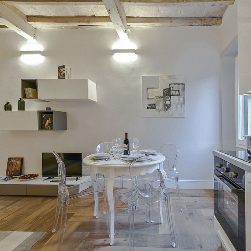 Pitti Flat -by Belcantovillas: Dining Room, Kitchen, Living Room