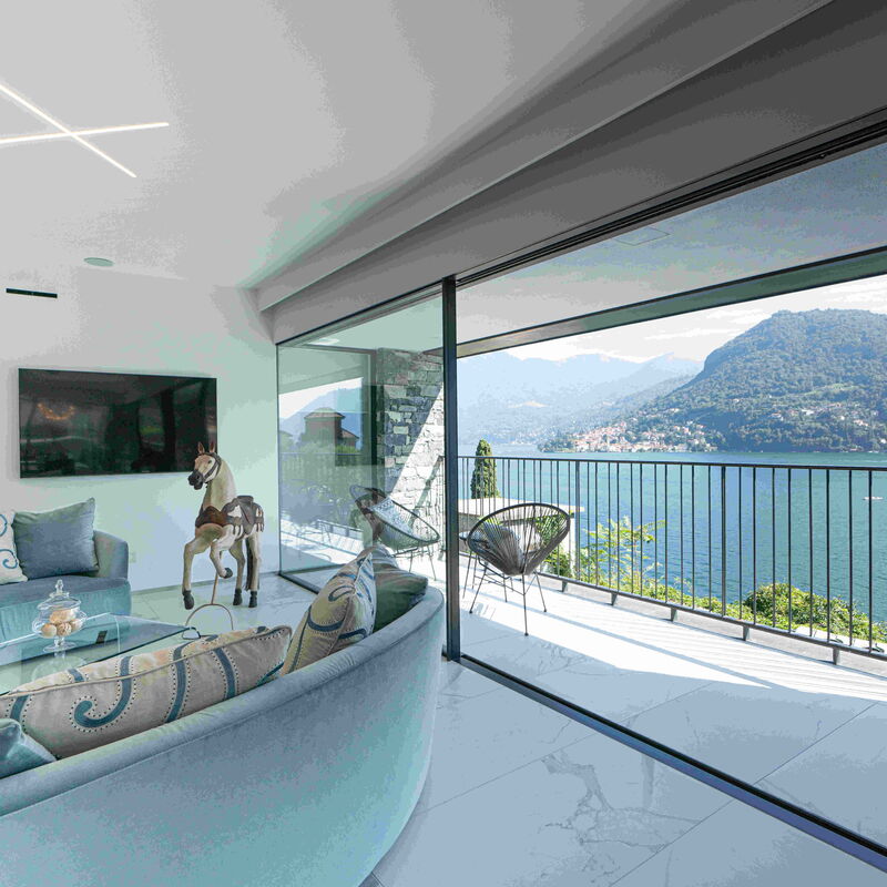 Villa Joy On The Lake - By Belcantovillas