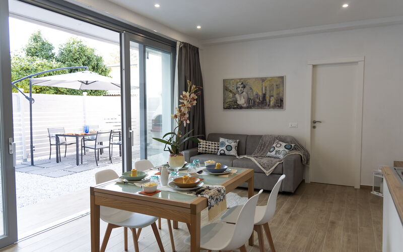 La Casa Di Marty Per 9 - Belcantovillas