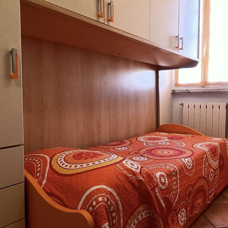 House With Bikes Included