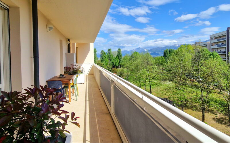 Marco Polo Terrace & Parking